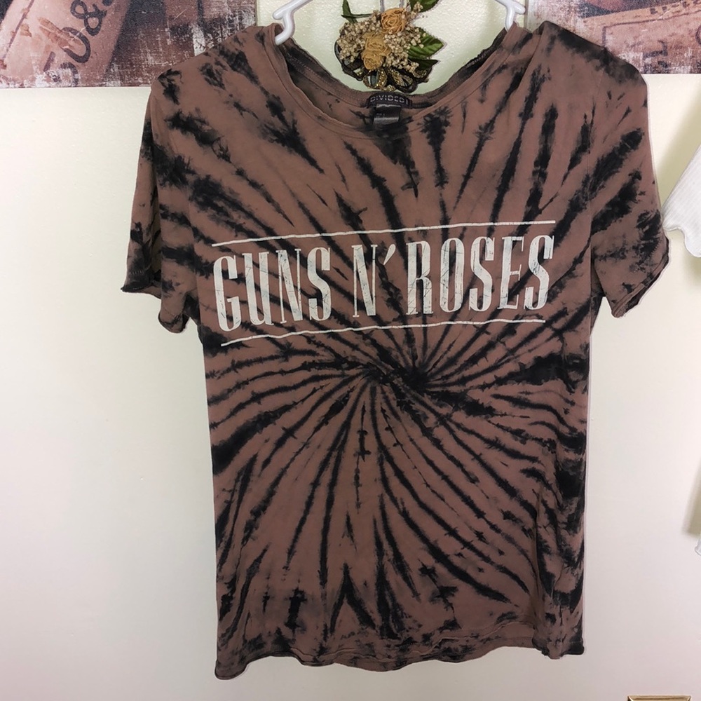 Guns N’ Roses T-shirt🌹